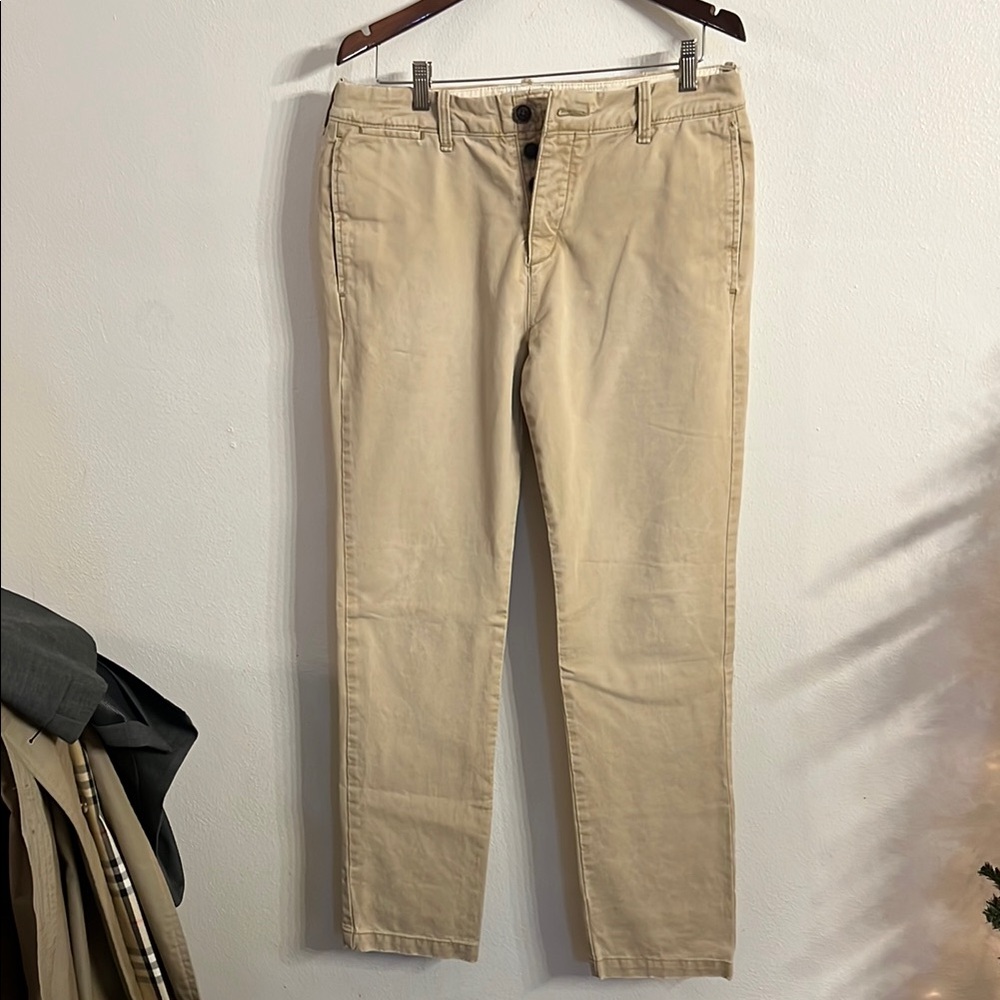 ABERCROMBIE & FITCH Straight Leg Pants